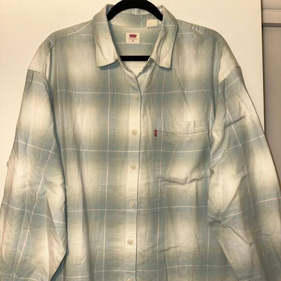 Levi’s XL Light Blue White Plaid Flannel Mens Button Down Long Sleeve Shirt EUC - Picture 4 of 10